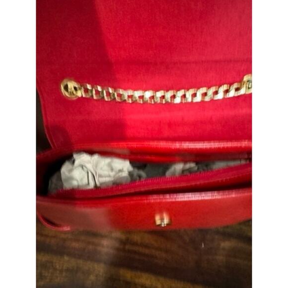 NEW Pink Haley Heart Black Red Faux Leather Crossbody Bag Purse - Picture 6 of 8